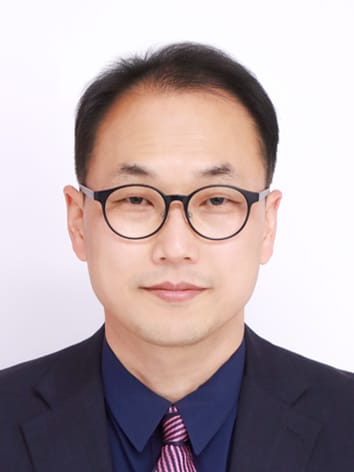 김석주 담임목사